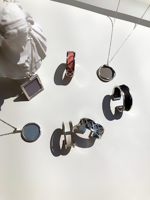 가죽 업사이클 실버 주얼리. (사진=oa studio)