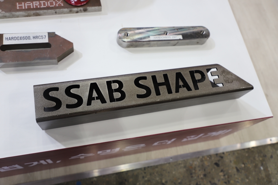 STRENX로 제작된 튜브.