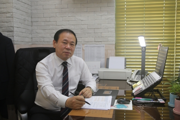 에스와이스틸텍 홍성균 대표