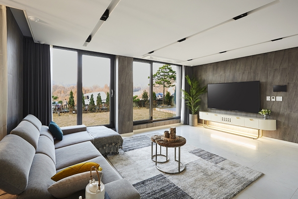 공간시스템창호 83mm 틸트앤슬라이딩 적용 모습