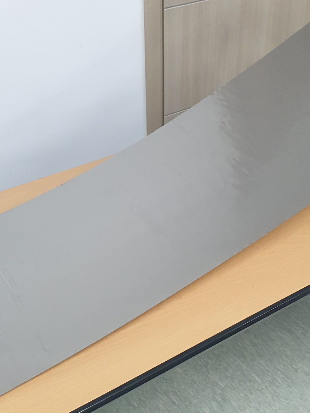 포스코에스피에스가 선보인 STS304 10㎛(0.01mm) Strip