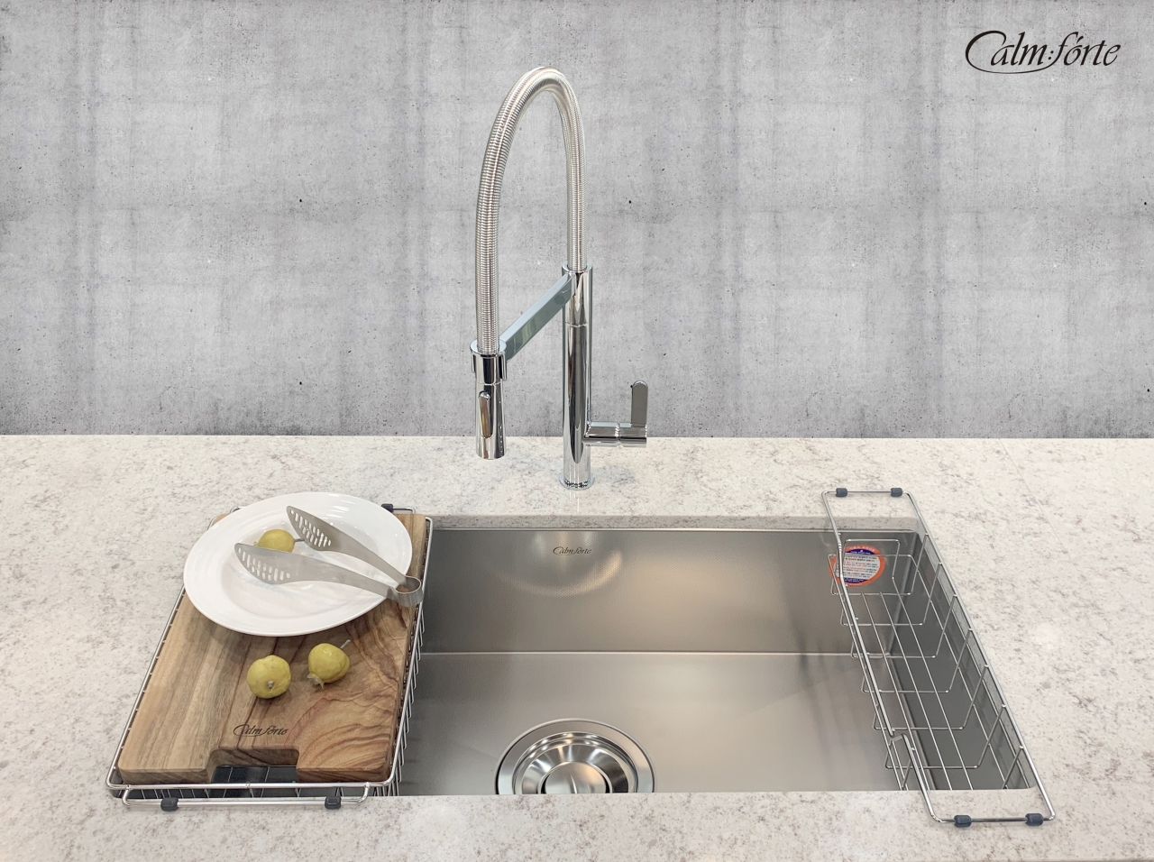 브랜드K에 선정된 백조씽크의 깜뽀르테 830