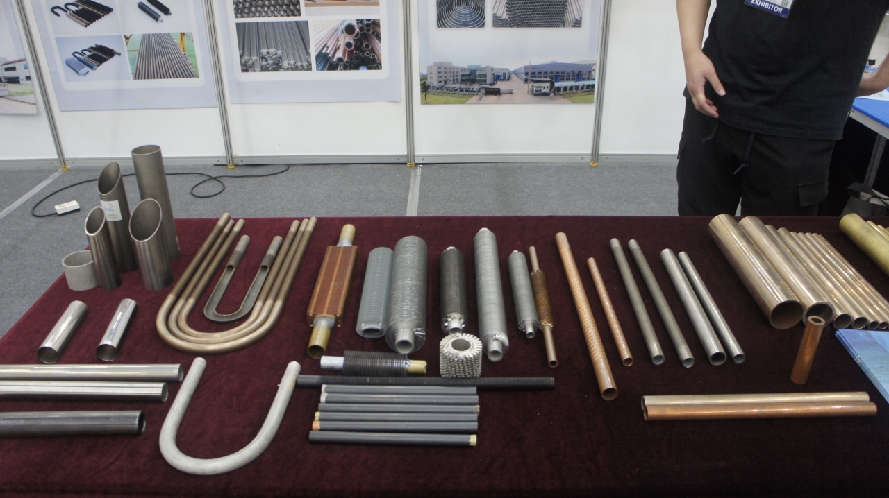 별솔금속의 대표 제품. 그래핀 튜브는 중앙 하단에 위치