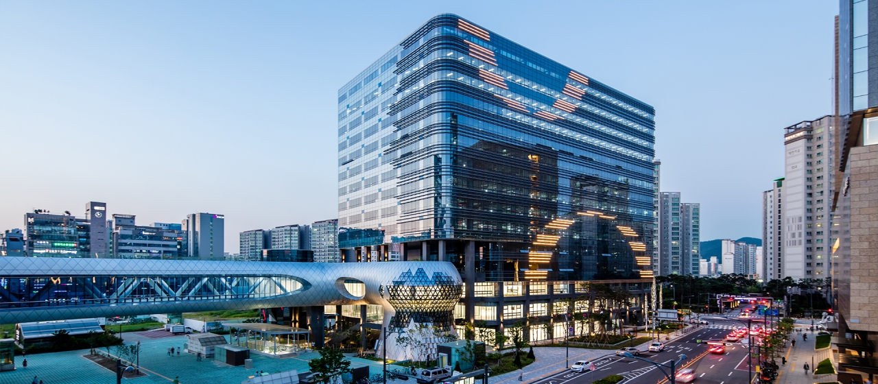 판교 크레프톤타워 전경