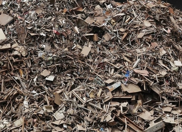 중국 양회에서는 철강 분야의 탄소중립 속도를 조절하면서도 탄소 배출량을 저감하겠다고 발표했다. 이에 철스크랩 수입 증가세가 지속될 전망이다.