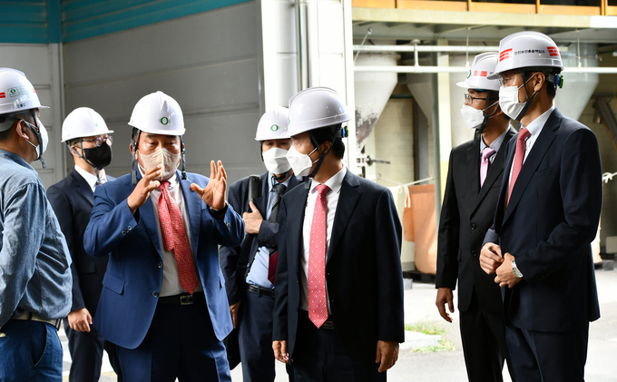 금강-이노폴리텍 협약식(진주시장과 함께 이노폴리텍 현장 확인)