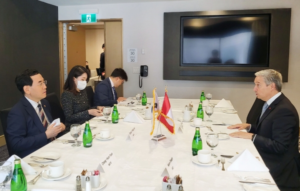 한-캐나다 산업장관 회담. (사진=산업통상자원부)