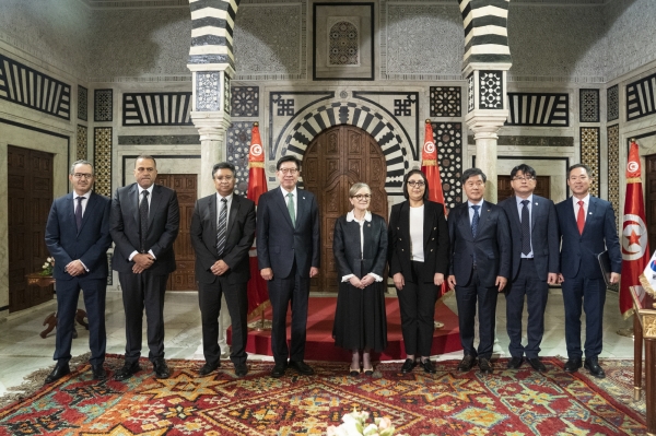 튀니지 총리실 MOU 단체사진. (사진=수입협회)