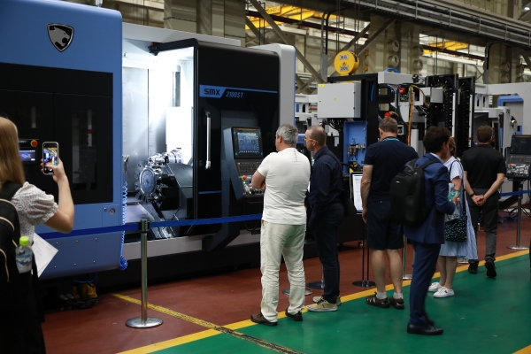 ‘DIMF 2023’ 창원 성주공장 전시회. (사진=DN솔루션즈)