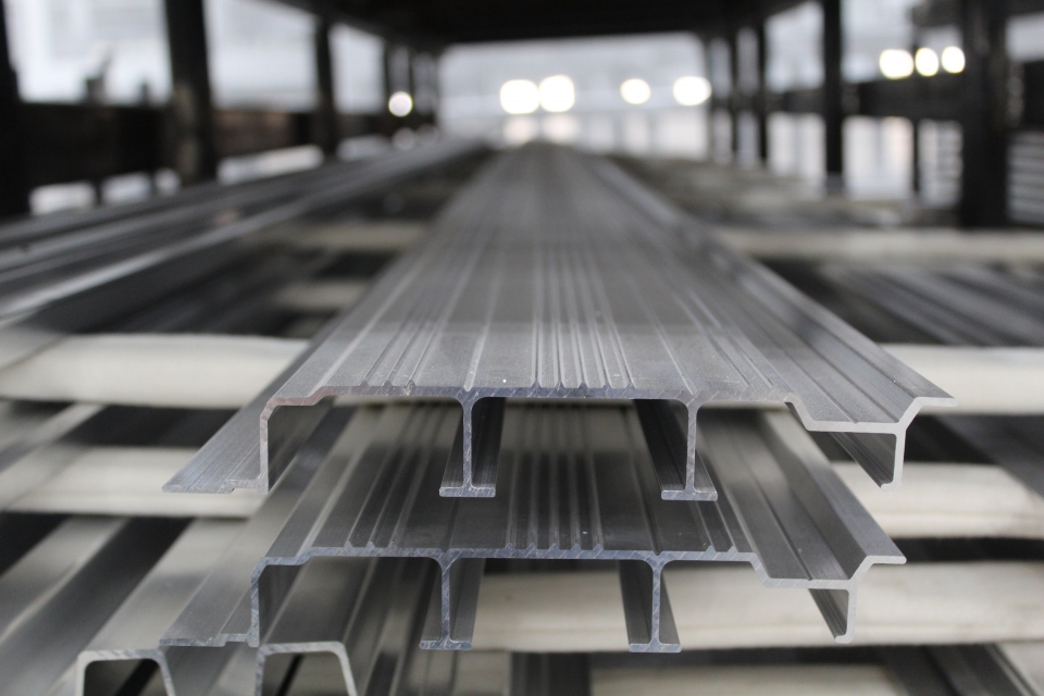 트레일러용 알루미늄 압출 제품 사진./ 삼우 제공