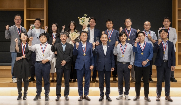 셰플러코리아 71주년 창립기념식 기념촬영. (사진=셰플러코리아)