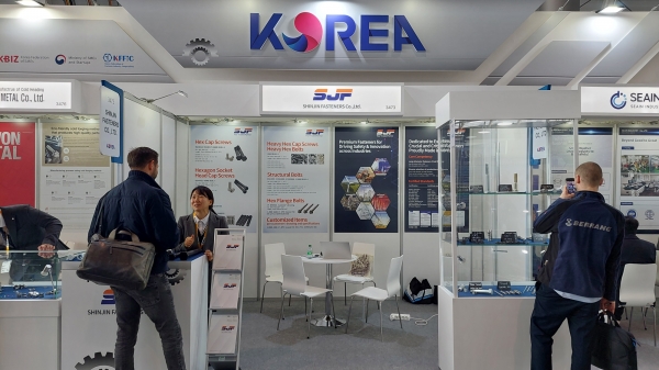 독일 ‘슈투트가르트 파스너전시회’ 한국관 참가업체 신진화스너공업 부스 전경. (사진=파스너조합)