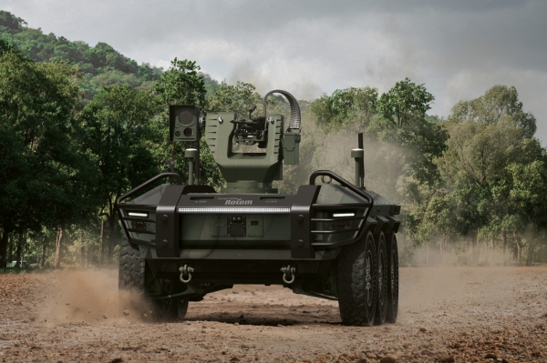 현대로템이 개발한 다목적 무인차량 ‘HR-셰르파(HR-SHERPA)’. (사진=현대로템)