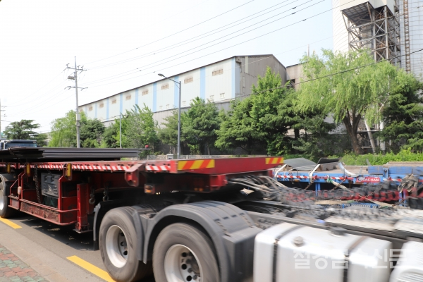 한때 '철강의 심장'이라 불렸던 포항이 조용히 식어가고 있다. /철강금속신문