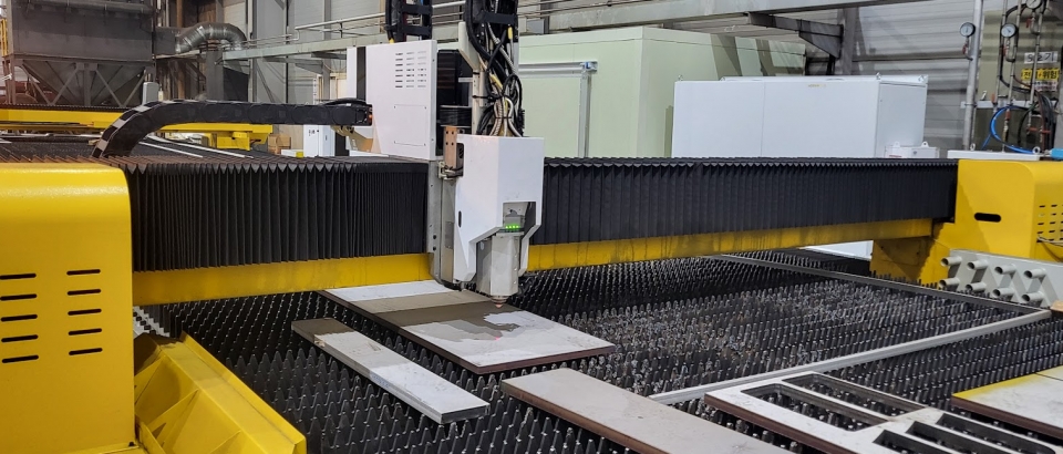 40KW 고출력 레이저 절단 M/C