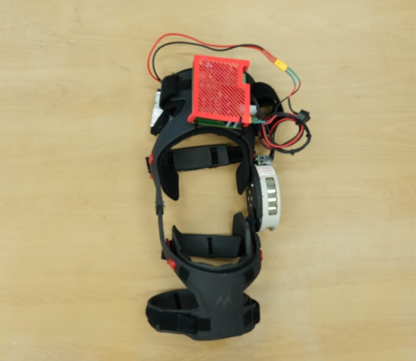 무릎 보조로봇 Airknee. (사진=생산기술연구원)