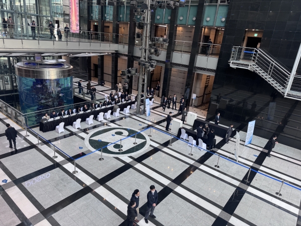 포스코홀딩스가 24일 서울 포스코센터에서 제58기 주주총회를 개최했다.