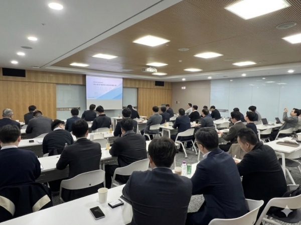 포스코가 3월 25일 포스코센터에서 국내 고탄재압연 및 재료관 고객사, 수출상사 등과 함께 고객 수출 경쟁력 확대를 위한 간담회를 개최했다. 포스코