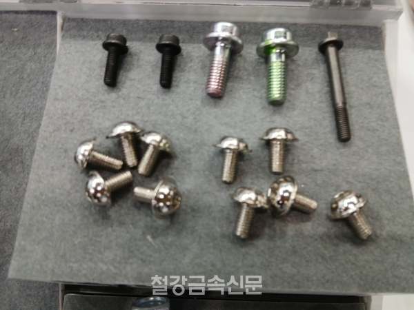 한국소켓센타의 ‘COVEROK 볼트’. (사진=철강금속신문)