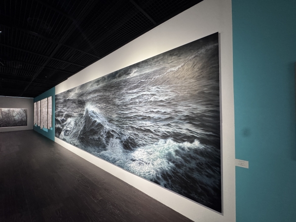 포스코미술관이 자연 생태를 예술의 언어로 기록한 전시를 선보였다. 철강금속신문